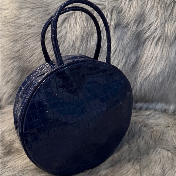 Vintage Givenchy Elegant Navy Blue Croc-Embossed Makeup Bag - Picture 7 of 9